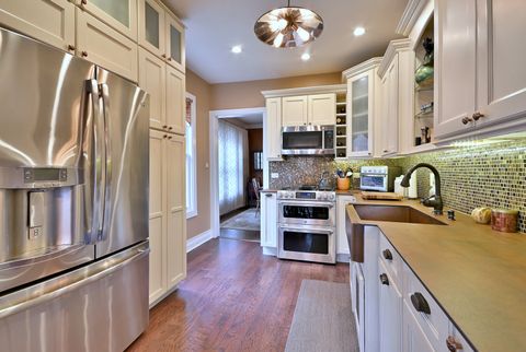 Tiny photo for 623 S Prospect Avenue, Park Ridge, IL 60068 (MLS # 12499747)