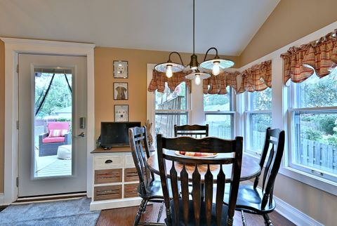 Tiny photo for 623 S Prospect Avenue, Park Ridge, IL 60068 (MLS # 12499747)