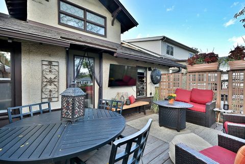 Tiny photo for 623 S Prospect Avenue, Park Ridge, IL 60068 (MLS # 12499747)