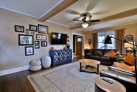 Tiny photo for 623 S Prospect Avenue, Park Ridge, IL 60068 (MLS # 12499747)