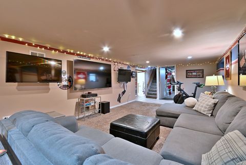 Tiny photo for 623 S Prospect Avenue, Park Ridge, IL 60068 (MLS # 12499747)