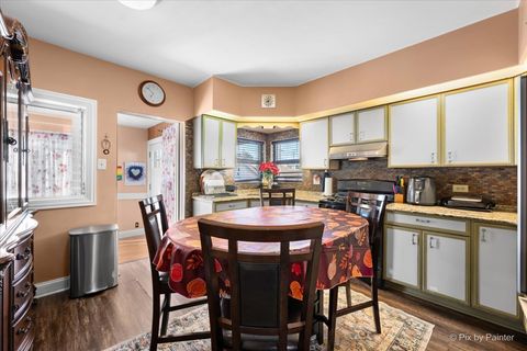 Tiny photo for 3118 N 76th Court, Elmwood Park, IL 60707 (MLS # 12520404)