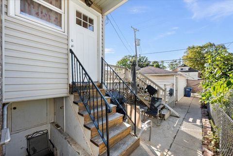 Tiny photo for 3118 N 76th Court, Elmwood Park, IL 60707 (MLS # 12520404)