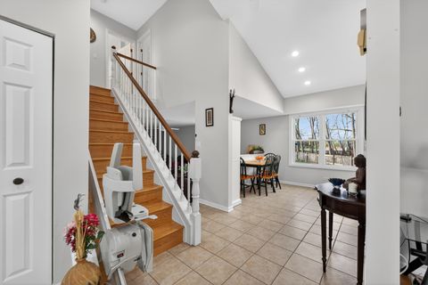 Tiny photo for 460 highland grove Drive, Buffalo Grove, IL 60089 (MLS # 12627937)