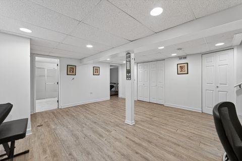 Tiny photo for 460 highland grove Drive, Buffalo Grove, IL 60089 (MLS # 12627937)