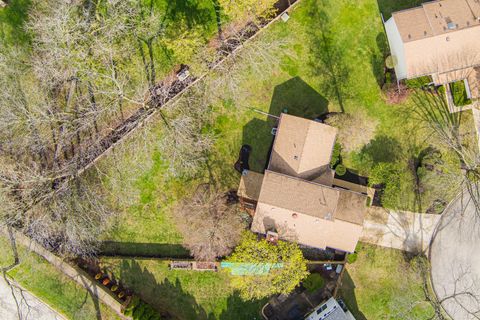 Tiny photo for 460 highland grove Drive, Buffalo Grove, IL 60089 (MLS # 12627937)