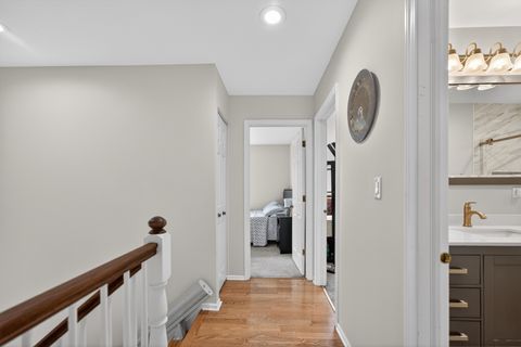 Tiny photo for 460 highland grove Drive, Buffalo Grove, IL 60089 (MLS # 12627937)