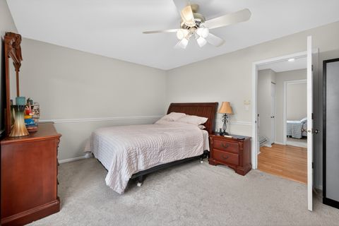 Tiny photo for 460 highland grove Drive, Buffalo Grove, IL 60089 (MLS # 12627937)