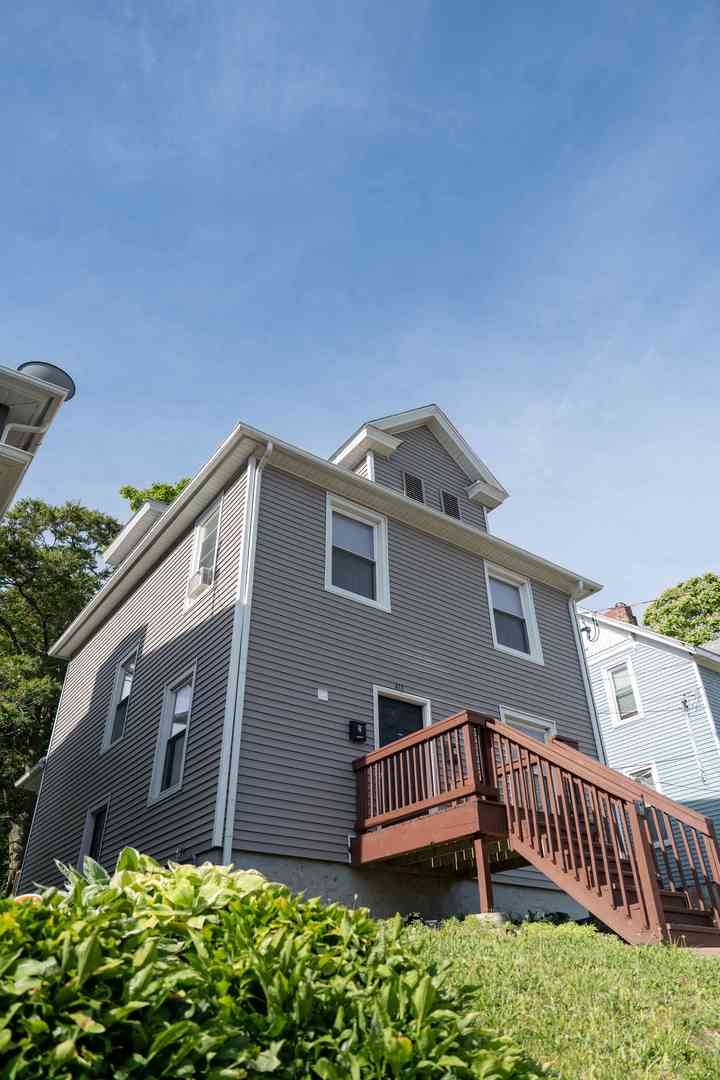Photo 1 of 14 — 411 E 8TH Street, Davenport, IA 52803