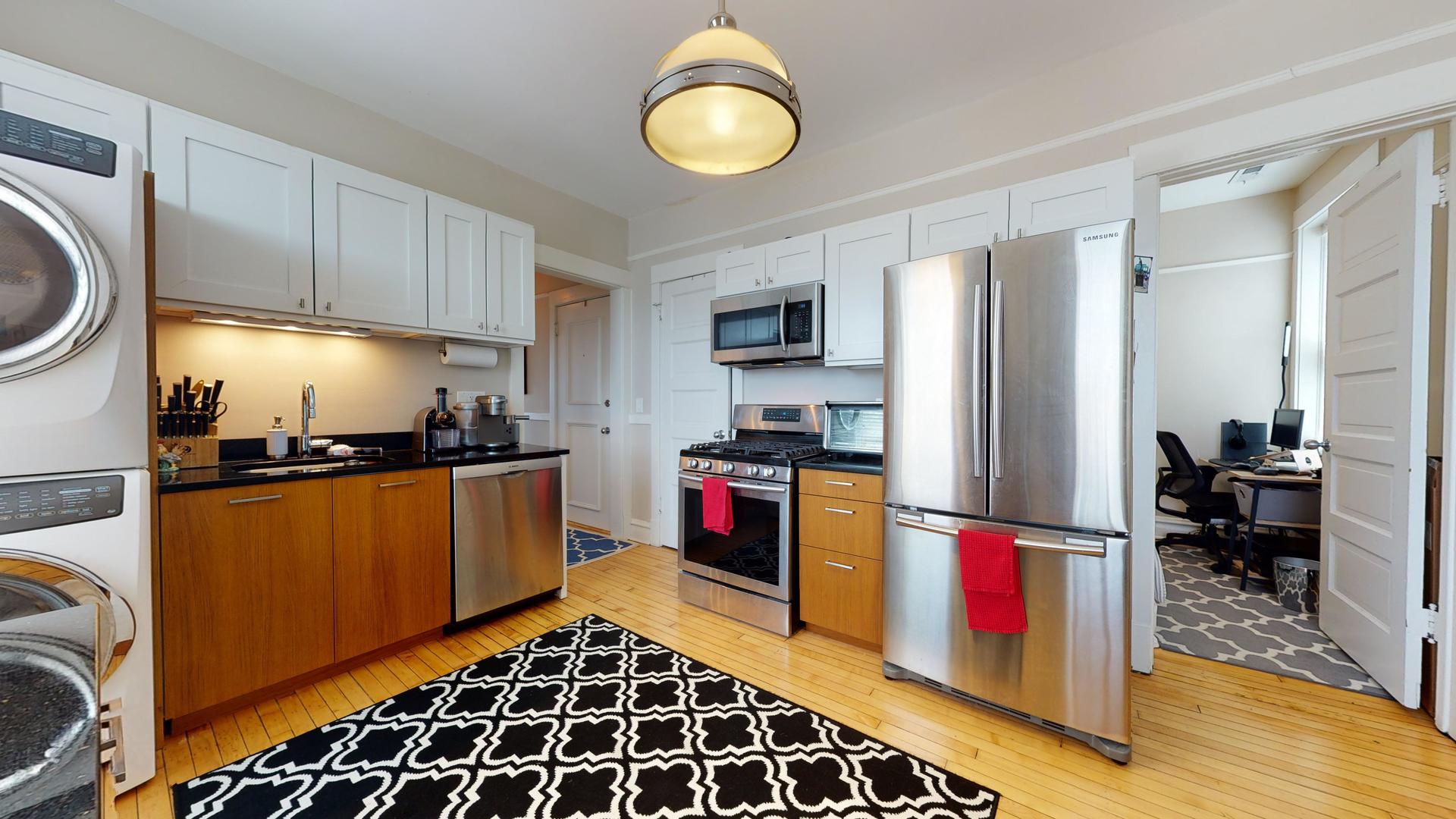 1257 W Schubert Avenue 2F