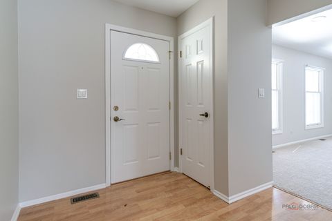 Tiny photo for 1380 Larchmont Drive, Buffalo Grove, IL 60089 (MLS # 12559365)