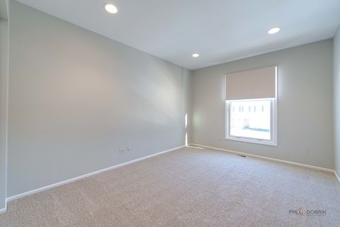 Tiny photo for 1380 Larchmont Drive, Buffalo Grove, IL 60089 (MLS # 12559365)