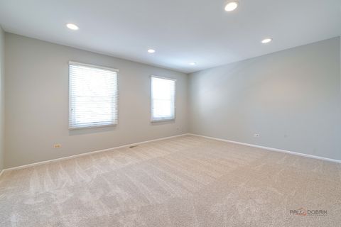 Tiny photo for 1380 Larchmont Drive, Buffalo Grove, IL 60089 (MLS # 12559365)