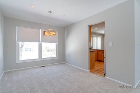 Tiny photo for 1380 Larchmont Drive, Buffalo Grove, IL 60089 (MLS # 12559365)