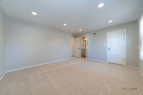 Tiny photo for 1380 Larchmont Drive, Buffalo Grove, IL 60089 (MLS # 12559365)