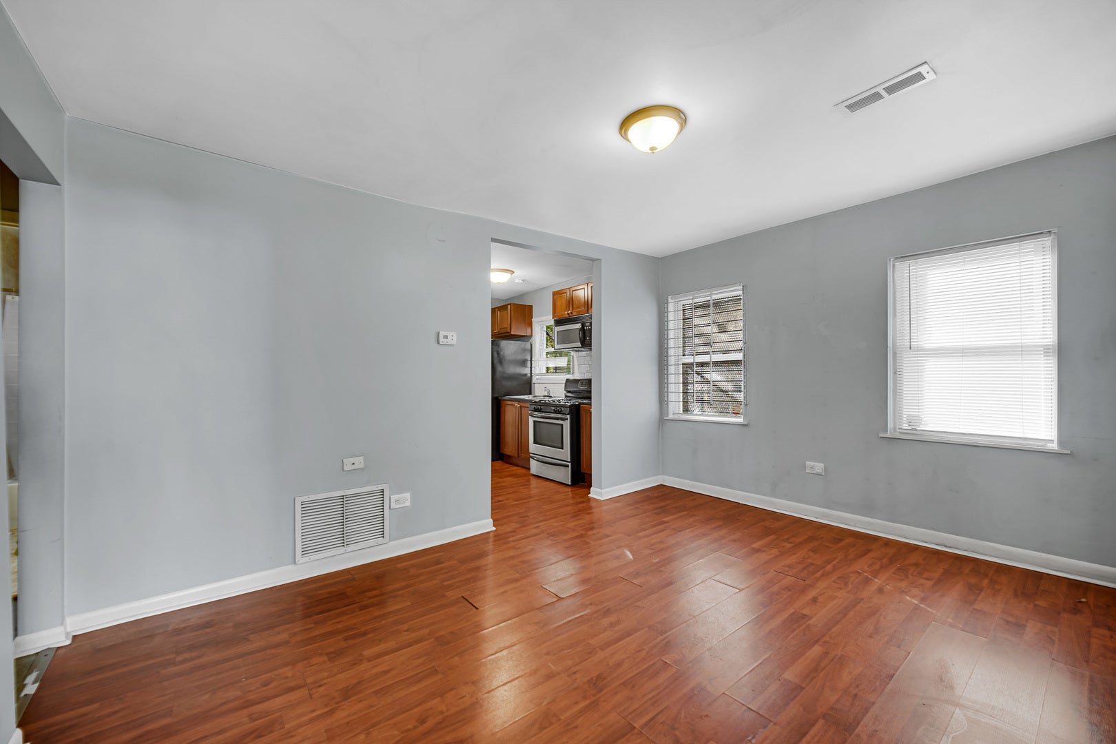 15041 Riverside Drive