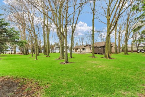 Tiny photo for 1644 County Road 200 Road, Seymour, IL 61875 (MLS # 12596994)