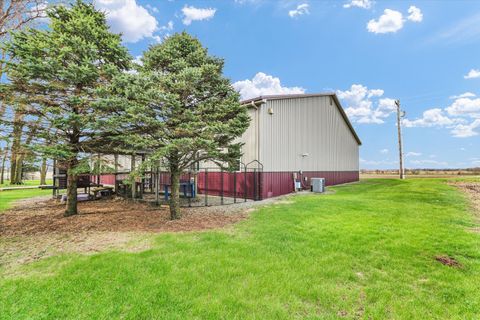 Tiny photo for 1644 County Road 200 Road, Seymour, IL 61875 (MLS # 12596994)