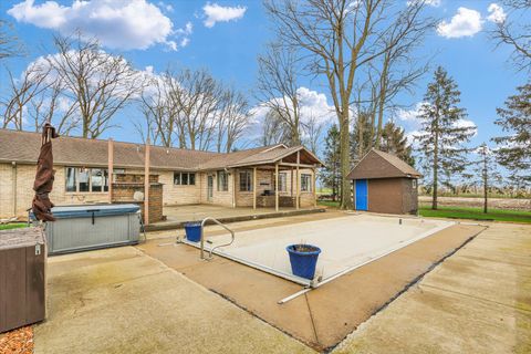 Tiny photo for 1644 County Road 200 Road, Seymour, IL 61875 (MLS # 12596994)