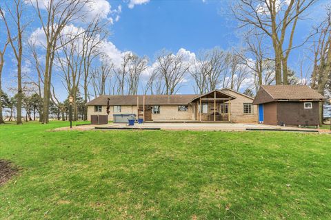 Tiny photo for 1644 County Road 200 Road, Seymour, IL 61875 (MLS # 12596994)