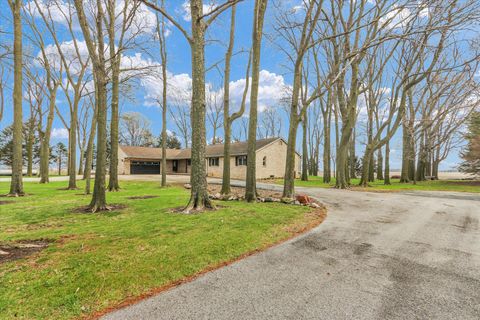 Tiny photo for 1644 County Road 200 Road, Seymour, IL 61875 (MLS # 12596994)