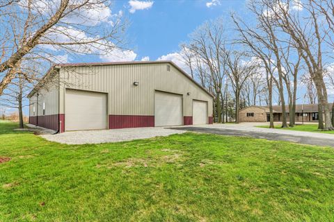 Tiny photo for 1644 County Road 200 Road, Seymour, IL 61875 (MLS # 12596994)