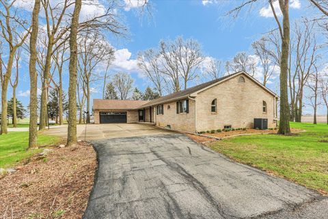 Tiny photo for 1644 County Road 200 Road, Seymour, IL 61875 (MLS # 12596994)