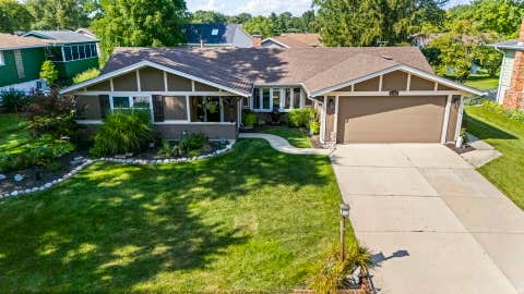 Tiny photo for 1108 Bradford Lane, Schaumburg, IL 60193 (MLS # 12740492)