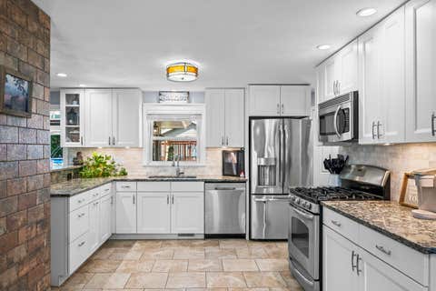 Tiny photo for 1108 Bradford Lane, Schaumburg, IL 60193 (MLS # 12740492)