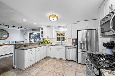 Tiny photo for 1108 Bradford Lane, Schaumburg, IL 60193 (MLS # 12740492)
