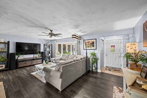 Tiny photo for 1108 Bradford Lane, Schaumburg, IL 60193 (MLS # 12740492)