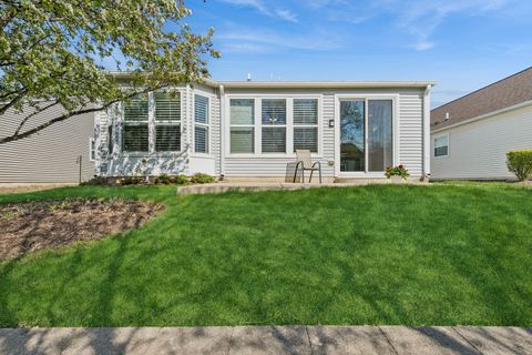 Tiny photo for 3295 Comstock Court, Mundelein, IL 60060 (MLS # 12622965)