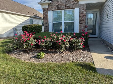Tiny photo for 3295 Comstock Court, Mundelein, IL 60060 (MLS # 12622965)