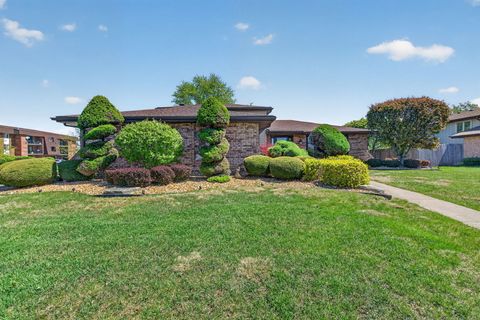 Tiny photo for 14001 William Drive, Orland Park, IL 60462 (MLS # 12627828)