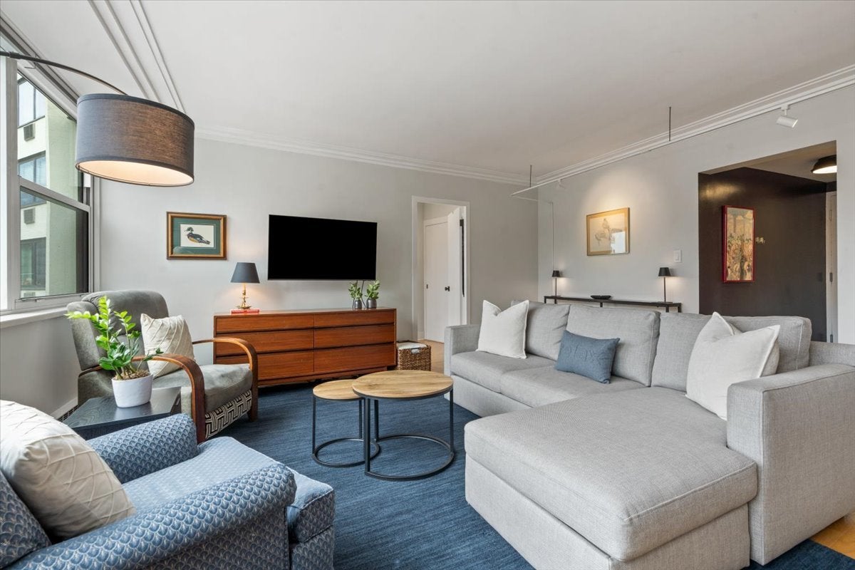 1150 N Lake Shore Drive 14K