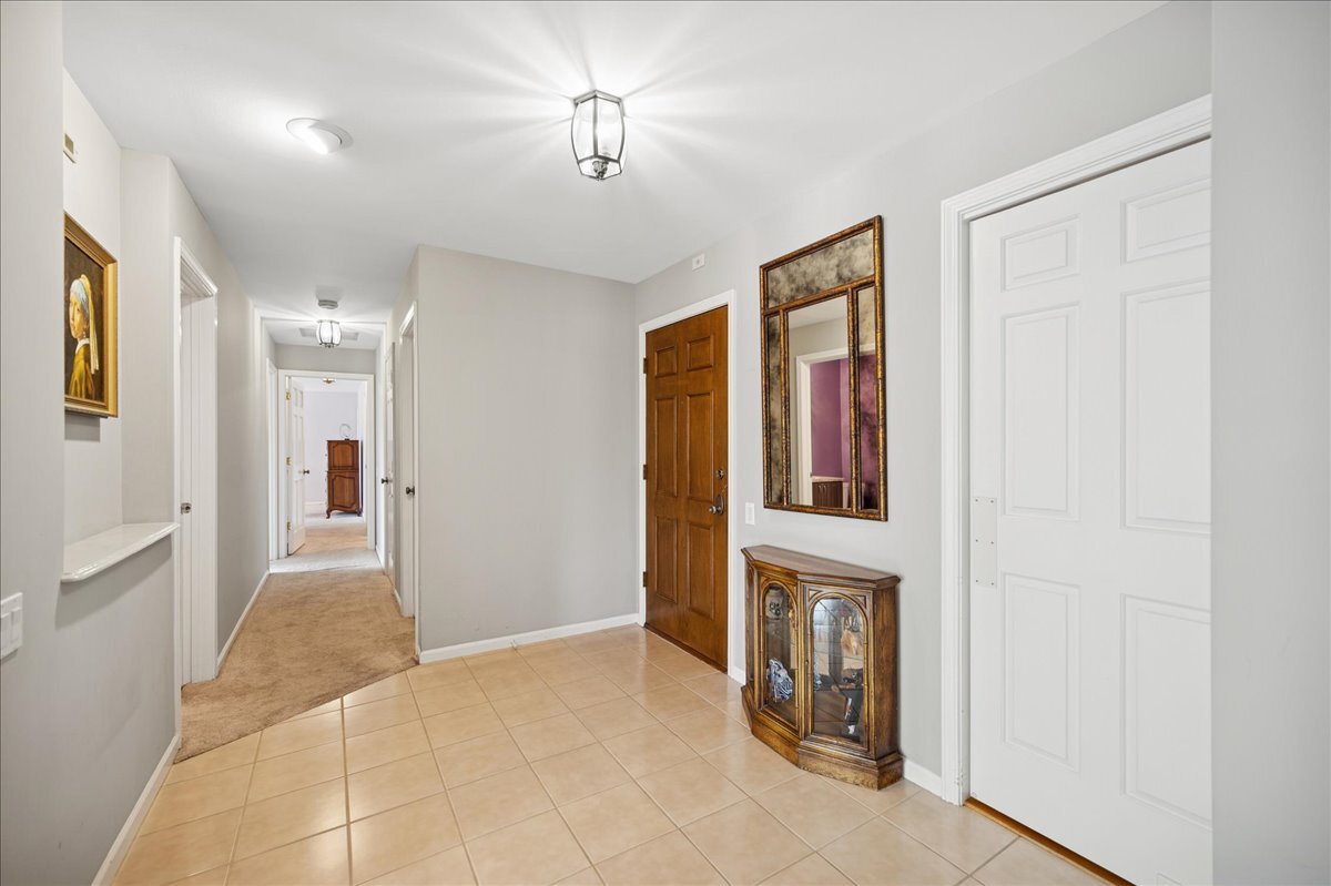 3741 MISSION HILLS Road 209