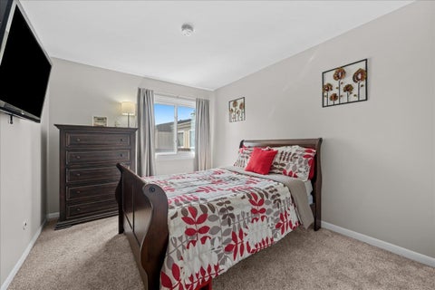 Tiny photo for 60 N Park Boulevard, Glen Ellyn, IL 60137 (MLS # 12759246)