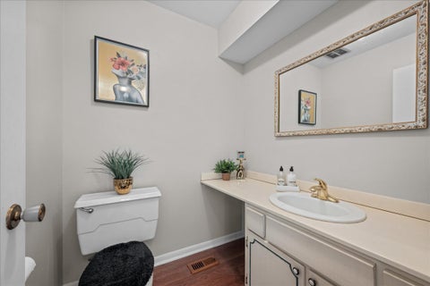 Tiny photo for 60 N Park Boulevard, Glen Ellyn, IL 60137 (MLS # 12759246)