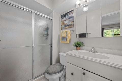 Tiny photo for 60 N Park Boulevard, Glen Ellyn, IL 60137 (MLS # 12759246)