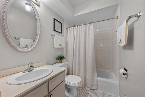 Tiny photo for 60 N Park Boulevard, Glen Ellyn, IL 60137 (MLS # 12759246)