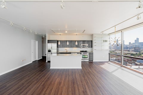 Tiny photo for 860 W Blackhawk Street #2002, Chicago, IL 60642 (MLS # 12747085)