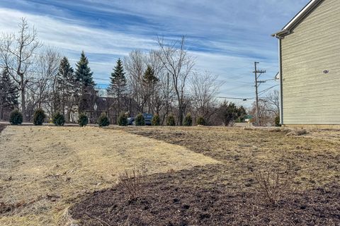 Tiny photo for 1061 Green Bay Road, Lake Bluff, IL 60044 (MLS # 12578601)