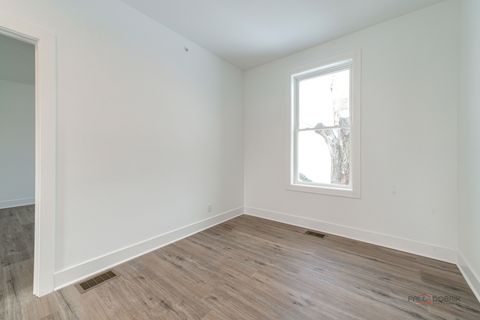 Tiny photo for 1061 Green Bay Road, Lake Bluff, IL 60044 (MLS # 12578601)