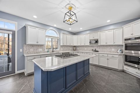 Tiny photo for 3915 Royal Portrush Drive, Naperville, IL 60564 (MLS # 12568953)