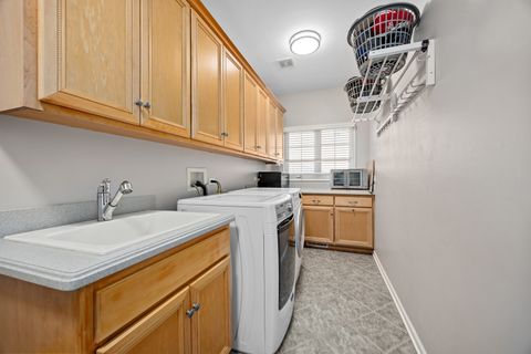 Tiny photo for 3915 Royal Portrush Drive, Naperville, IL 60564 (MLS # 12568953)