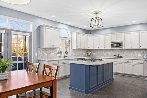 Tiny photo for 3915 Royal Portrush Drive, Naperville, IL 60564 (MLS # 12568953)