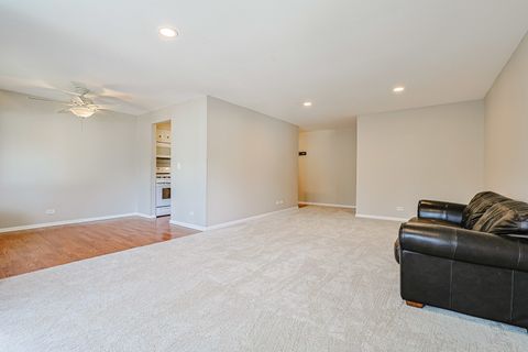 Tiny photo for 3008 Roberts Drive #5, Woodridge, IL 60517 (MLS # 12490015)