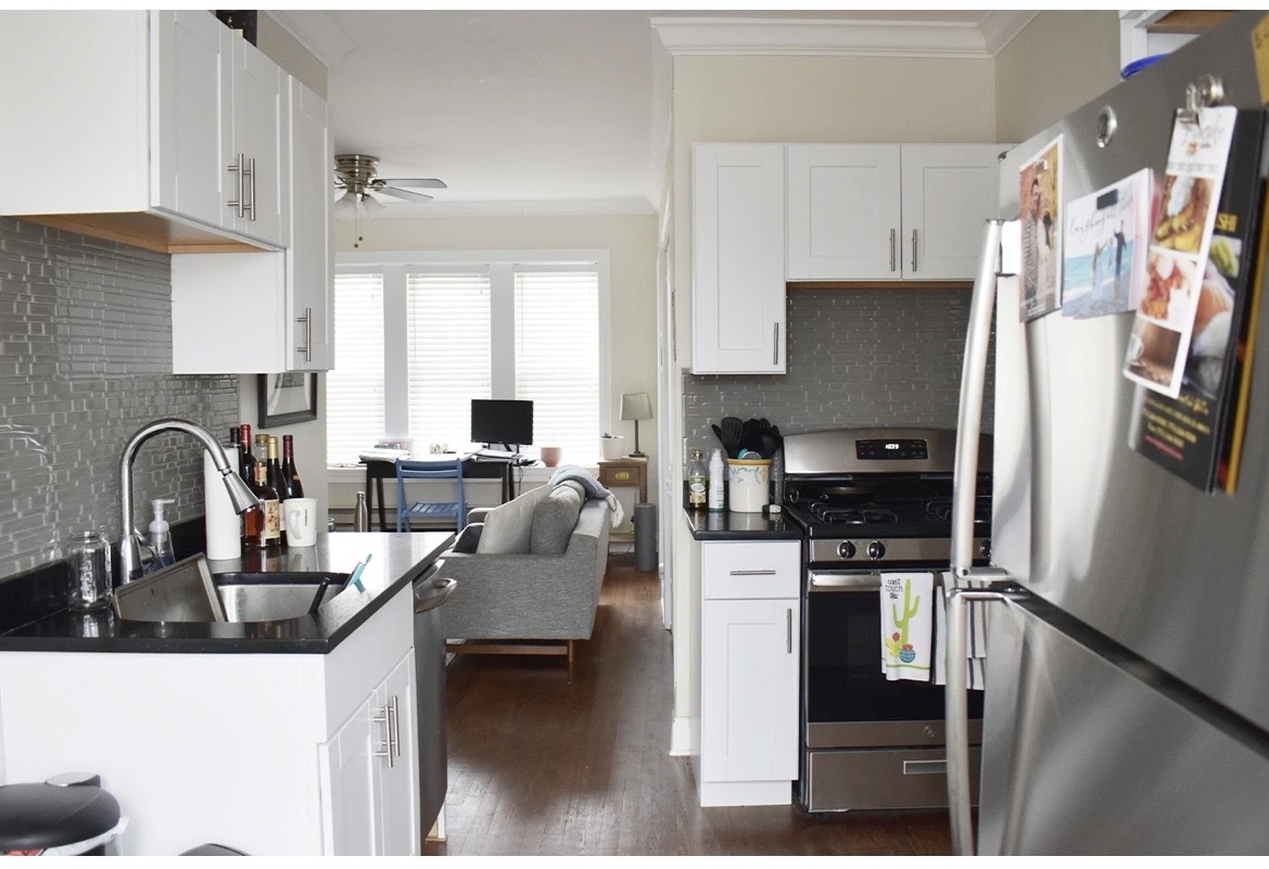 3819 N Greenview Avenue 3N