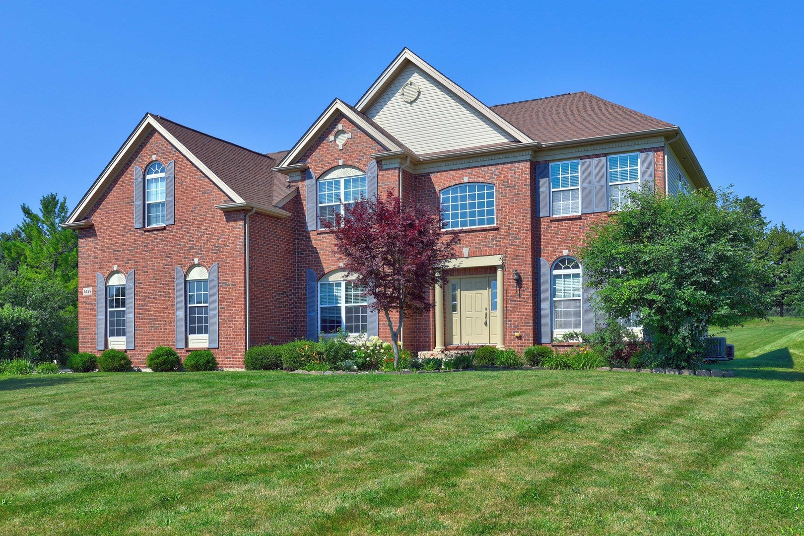 5587 Notting Hill Road