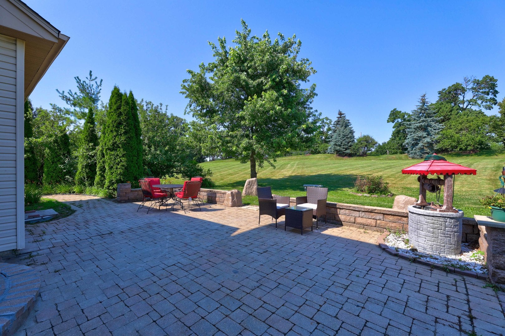 5587 Notting Hill Road